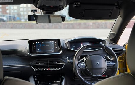 Peugeot 208 GTi I рестайлинг, 2019 год, 1 325 000 рублей, 12 фотография