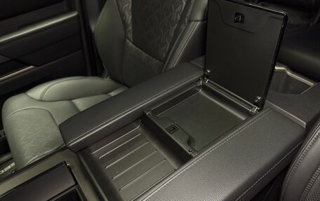 Toyota Sequoia, 2023 год, 15 500 000 рублей, 15 фотография