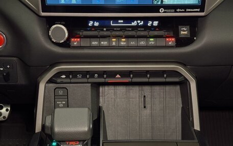 Toyota Sequoia, 2023 год, 15 500 000 рублей, 19 фотография