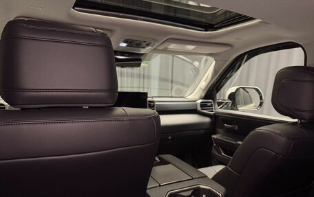 Toyota Sequoia, 2023 год, 15 500 000 рублей, 28 фотография