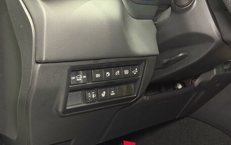 Toyota Sequoia, 2023 год, 15 500 000 рублей, 25 фотография