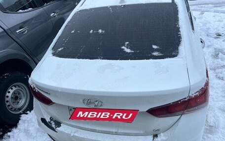 Hyundai Solaris II рестайлинг, 2019 год, 750 000 рублей, 5 фотография