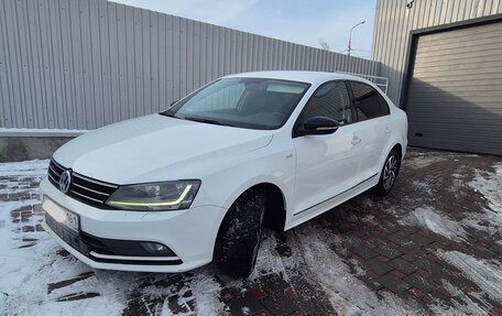 Volkswagen Jetta VI, 2017 год, 1 530 000 рублей, 3 фотография