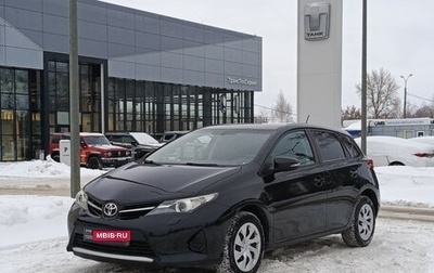 Toyota Auris II, 2014 год, 1 405 000 рублей, 1 фотография