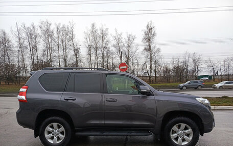 Toyota Land Cruiser Prado 150 рестайлинг 2, 2016 год, 3 250 000 рублей, 4 фотография