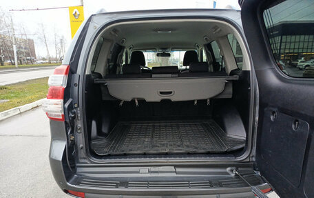 Toyota Land Cruiser Prado 150 рестайлинг 2, 2016 год, 3 250 000 рублей, 10 фотография