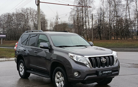 Toyota Land Cruiser Prado 150 рестайлинг 2, 2016 год, 3 250 000 рублей, 3 фотография
