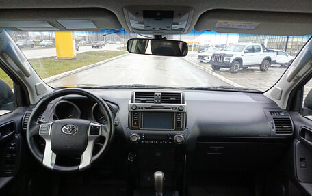 Toyota Land Cruiser Prado 150 рестайлинг 2, 2016 год, 3 250 000 рублей, 14 фотография