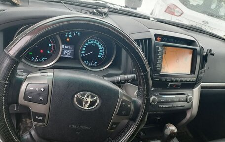 Toyota Land Cruiser 200, 2011 год, 4 000 000 рублей, 6 фотография