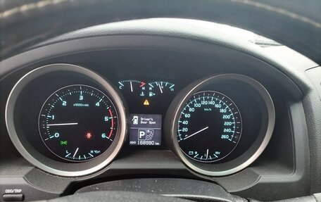 Toyota Land Cruiser 200, 2011 год, 4 000 000 рублей, 3 фотография