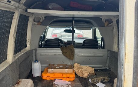 Volkswagen Caddy II, 2002 год, 300 000 рублей, 6 фотография