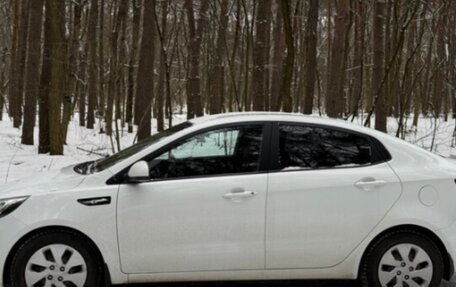 KIA Rio III рестайлинг, 2015 год, 1 200 000 рублей, 2 фотография