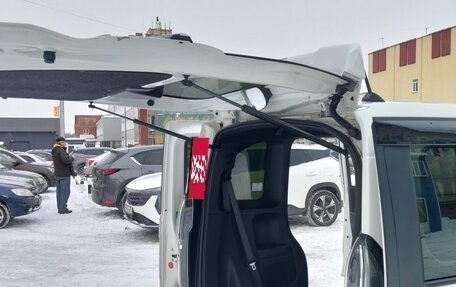 Honda N-BOX II, 2021 год, 1 290 000 рублей, 17 фотография