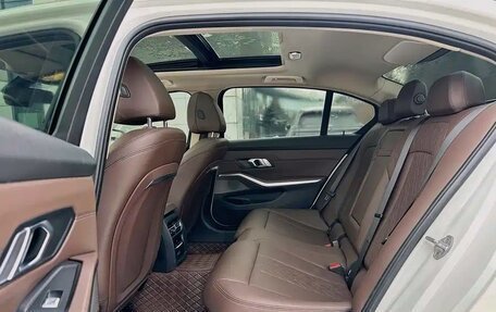 BMW 3 серия, 2023 год, 3 500 000 рублей, 8 фотография