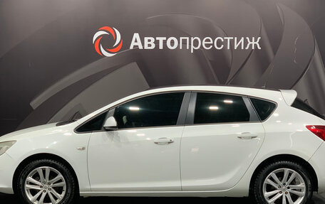 Opel Astra J, 2011 год, 555 000 рублей, 4 фотография