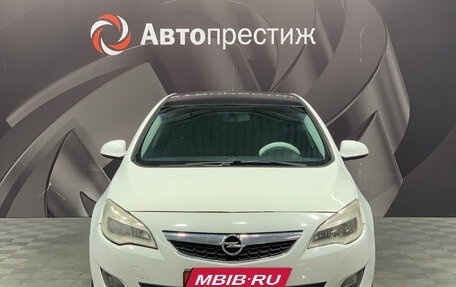 Opel Astra J, 2011 год, 555 000 рублей, 2 фотография