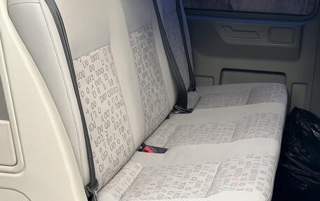 Volkswagen Transporter T5 рестайлинг, 2008 год, 1 399 999 рублей, 17 фотография