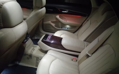 Audi A8, 2011 год, 1 300 000 рублей, 6 фотография