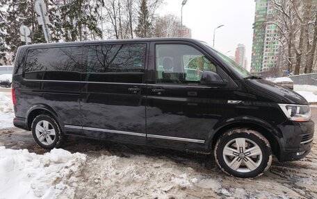 Volkswagen Caravelle T6 рестайлинг, 2017 год, 3 780 000 рублей, 8 фотография