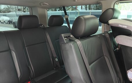 Volkswagen Caravelle T6 рестайлинг, 2017 год, 3 780 000 рублей, 18 фотография