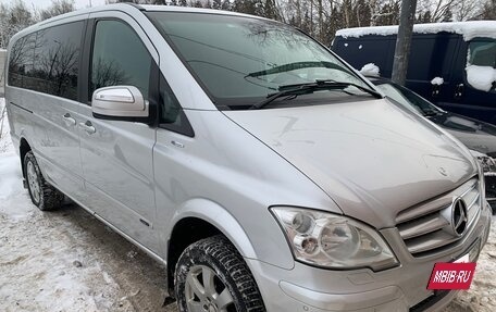 Mercedes-Benz Viano, 2011 год, 1 950 000 рублей, 3 фотография