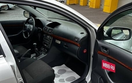 Toyota Avensis III рестайлинг, 2008 год, 750 000 рублей, 4 фотография