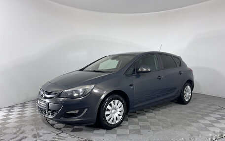 Opel Astra J, 2013 год, 679 000 рублей, 1 фотография