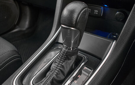 Subaru Levorg I, 2017 год, 1 950 000 рублей, 19 фотография