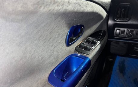 Mitsubishi Carisma I, 2002 год, 200 000 рублей, 3 фотография