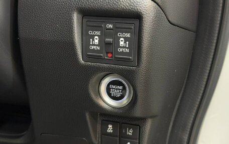 Honda N-BOX II, 2020 год, 920 000 рублей, 11 фотография