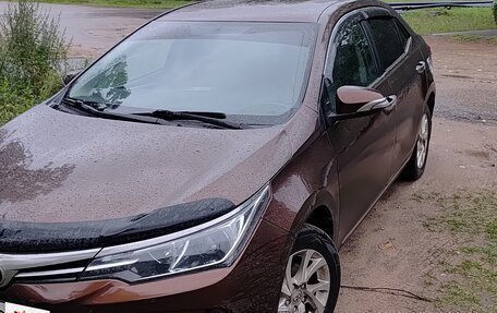 Toyota Corolla, 2018 год, 1 300 000 рублей, 7 фотография