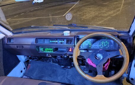 Nissan Vanette II, 1985 год, 200 000 рублей, 8 фотография