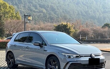 Volkswagen Golf VIII, 2023 год, 2 680 000 рублей, 3 фотография