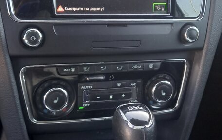 Skoda Superb III рестайлинг, 2014 год, 1 100 000 рублей, 10 фотография