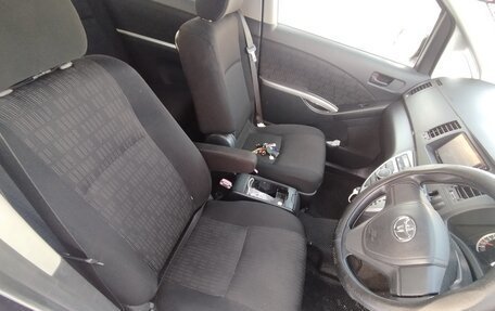 Toyota ISis I, 2013 год, 1 370 000 рублей, 2 фотография