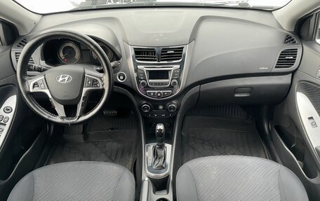 Hyundai Solaris II рестайлинг, 2014 год, 820 000 рублей, 10 фотография