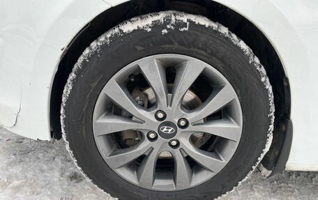 Hyundai Solaris II рестайлинг, 2014 год, 820 000 рублей, 12 фотография