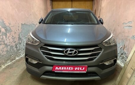 Hyundai Santa Fe III рестайлинг, 2018 год, 2 050 000 рублей, 1 фотография