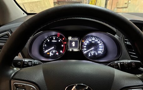 Hyundai Santa Fe III рестайлинг, 2018 год, 2 050 000 рублей, 5 фотография