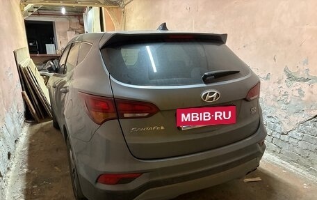 Hyundai Santa Fe III рестайлинг, 2018 год, 2 050 000 рублей, 2 фотография