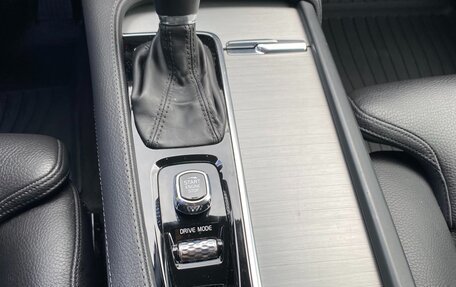 Volvo XC90 II рестайлинг, 2021 год, 5 200 000 рублей, 11 фотография