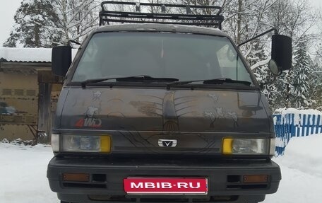 Ford Spectron, 1992 год, 360 000 рублей, 1 фотография