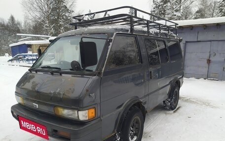 Ford Spectron, 1992 год, 360 000 рублей, 5 фотография