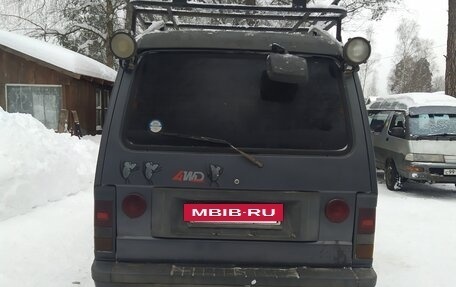 Ford Spectron, 1992 год, 360 000 рублей, 6 фотография