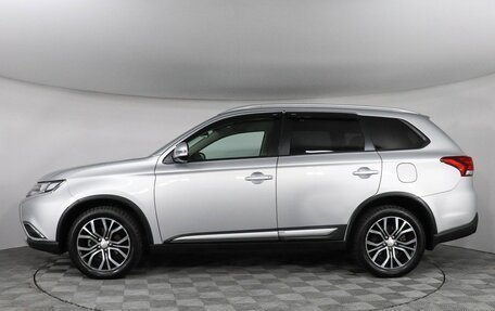 Mitsubishi Outlander III рестайлинг 3, 2018 год, 2 480 000 рублей, 8 фотография