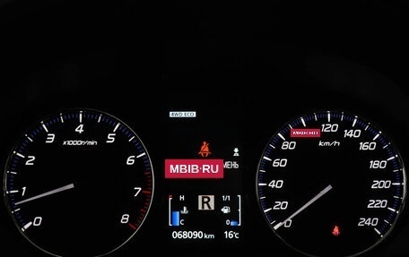 Mitsubishi Outlander III рестайлинг 3, 2018 год, 2 480 000 рублей, 11 фотография