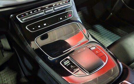 Mercedes-Benz E-Класс, 2021 год, 2 815 000 рублей, 16 фотография