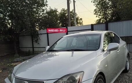 Lexus IS II рестайлинг 2, 2008 год, 1 200 000 рублей, 8 фотография
