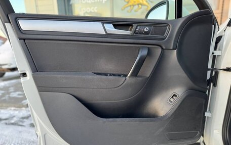 Volkswagen Touareg III, 2012 год, 2 350 000 рублей, 9 фотография