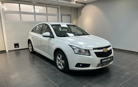 Chevrolet Cruze II, 2011 год, 630 000 рублей, 3 фотография